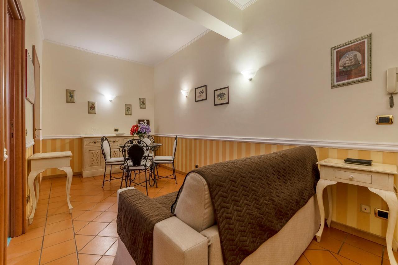 San Pietro Cozy Apartment With Terrace! Рим Екстер'єр фото